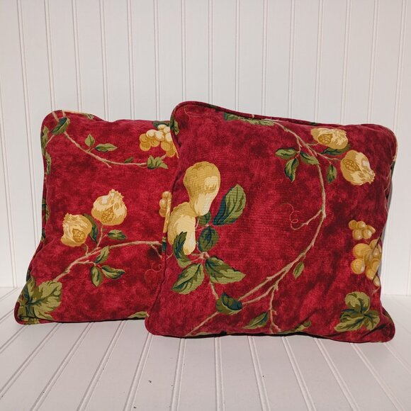 WAVERLY Throw Pillows Mistral Red Yellow Fruit Grapes Pillow Pair Vintage 17 in - Picture 7 of 8